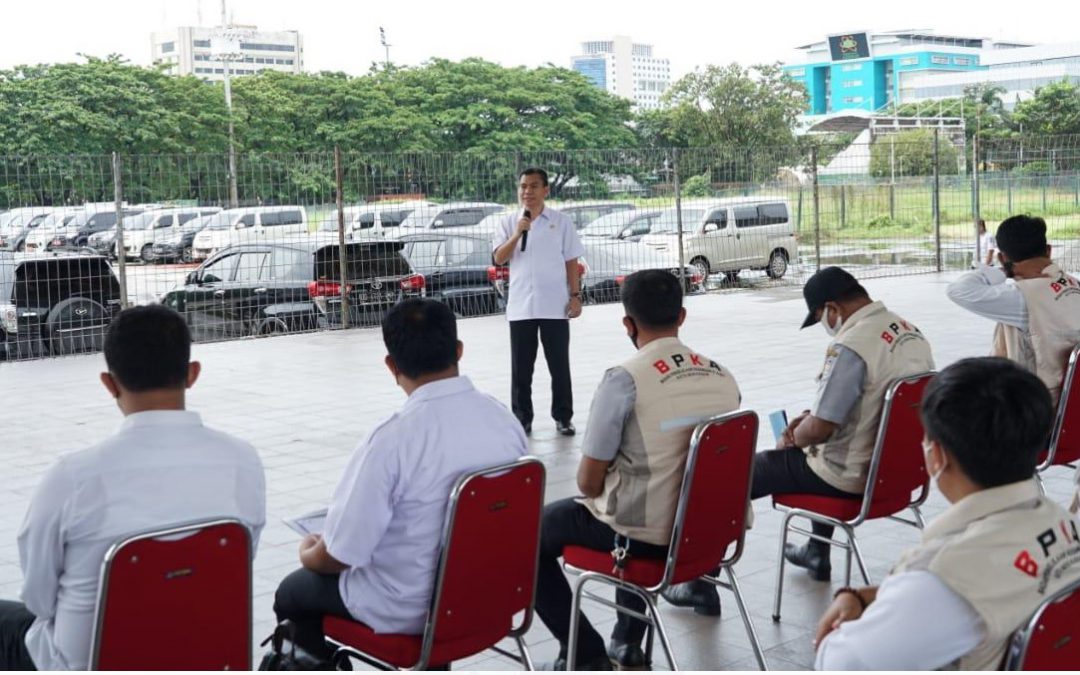 Pemkot Makassar Melakukan Penarikan Kendaraan Dinas